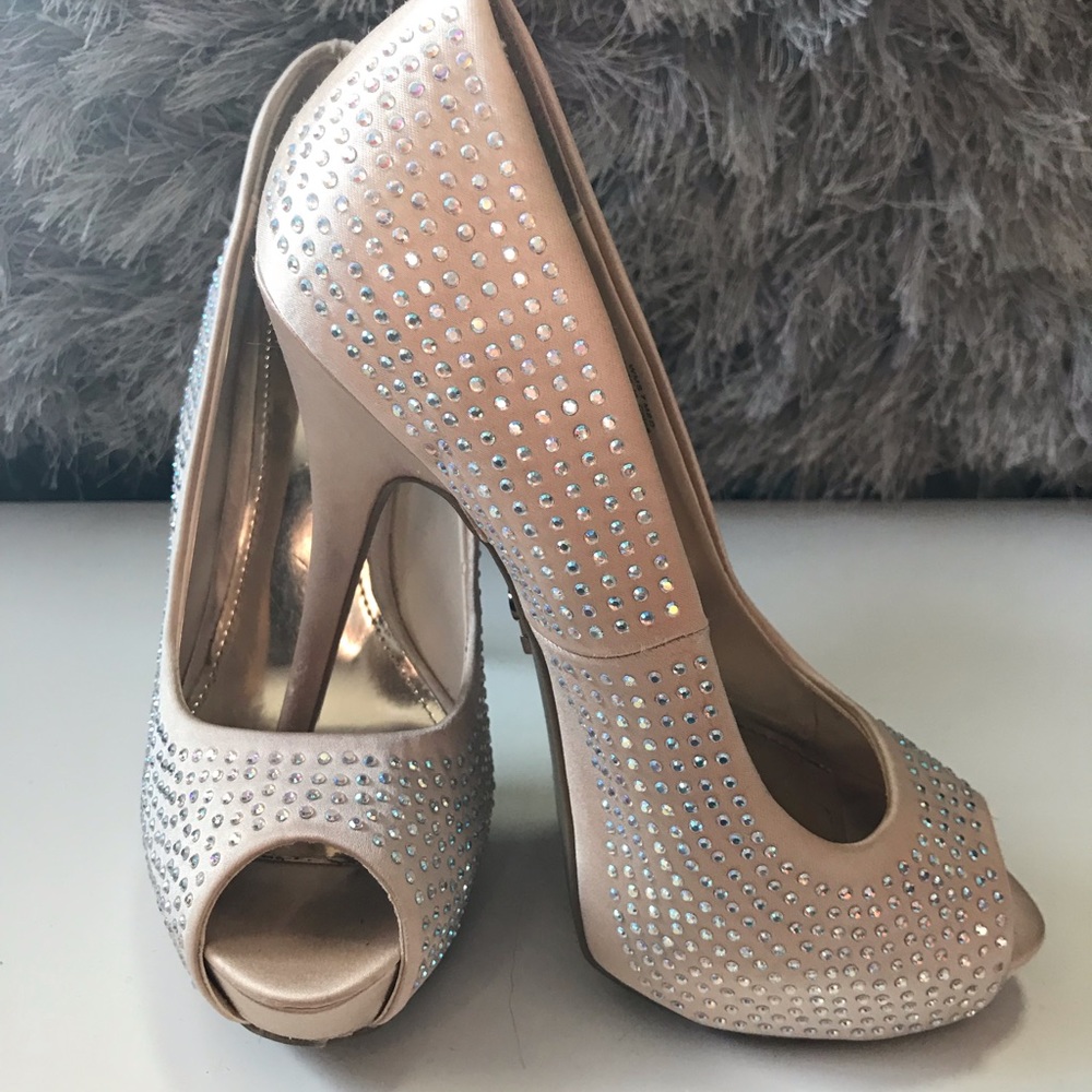 Jennifer Lopez Open-Toed Heels